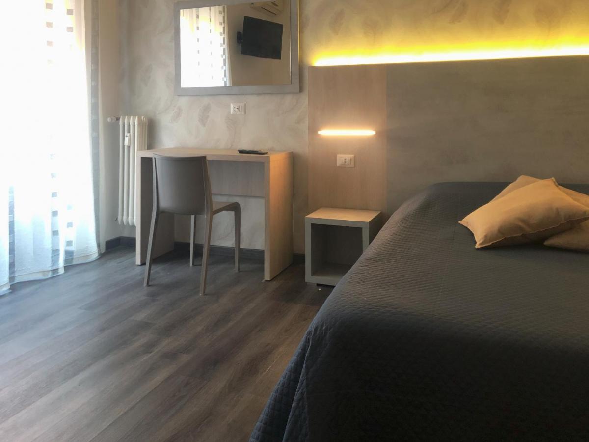 The Colours Of Rome Hotell Exteriör bild