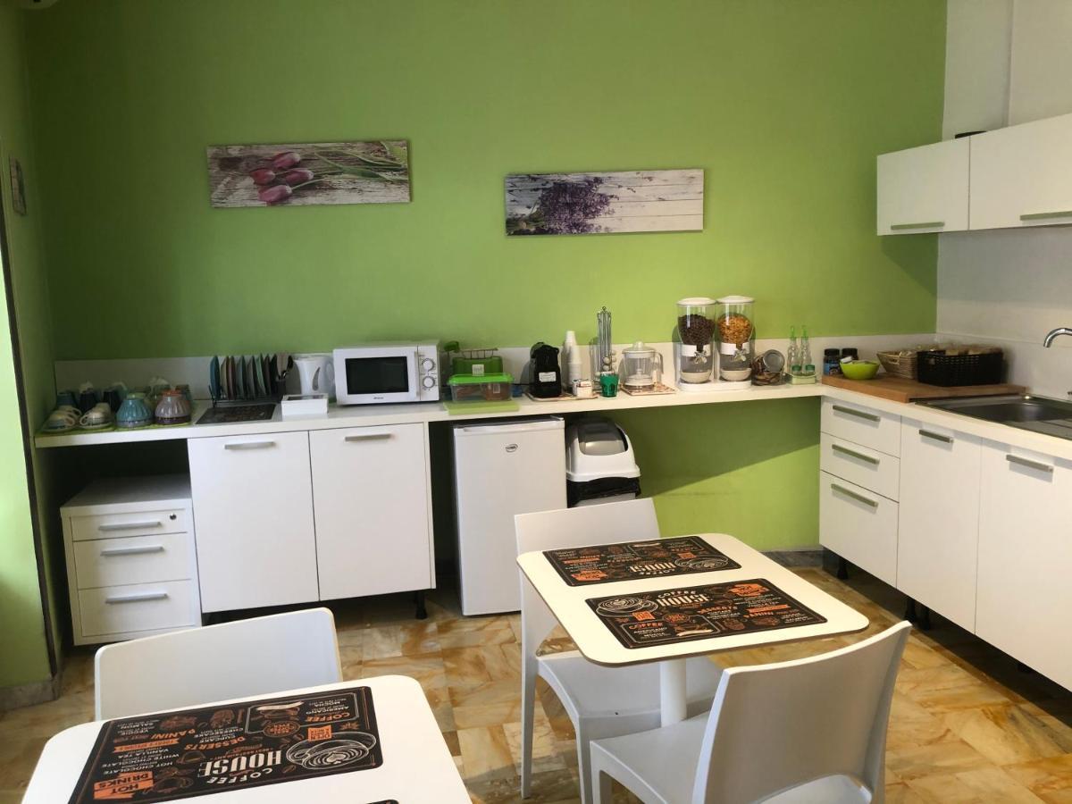 The Colours Of Rome Hotell Exteriör bild